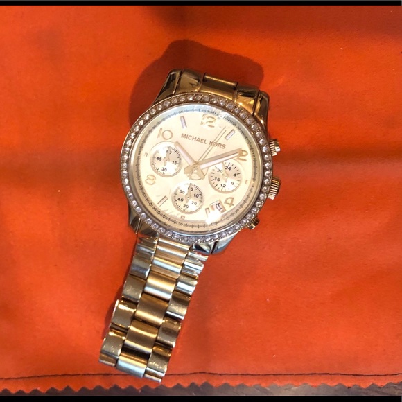 Michael Kors Stainless Steel Gold Watch - Picture 1 of 8
